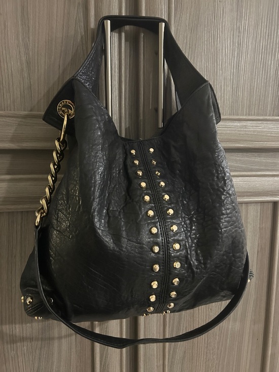 Michael Kors Handbags - Michael Kors Uptown Astor Hobo in black leather w/gold studs retail $450